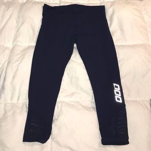 Lorna Jane cropped legging